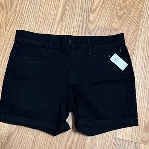 NWT Old Navy Women's Black Jean Shorts